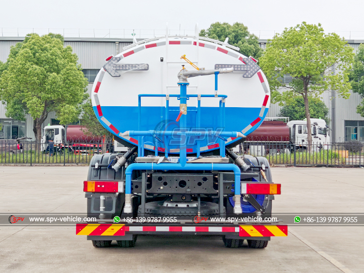 DONGFENG Road Vacuum Jetting Truck - Rear Side